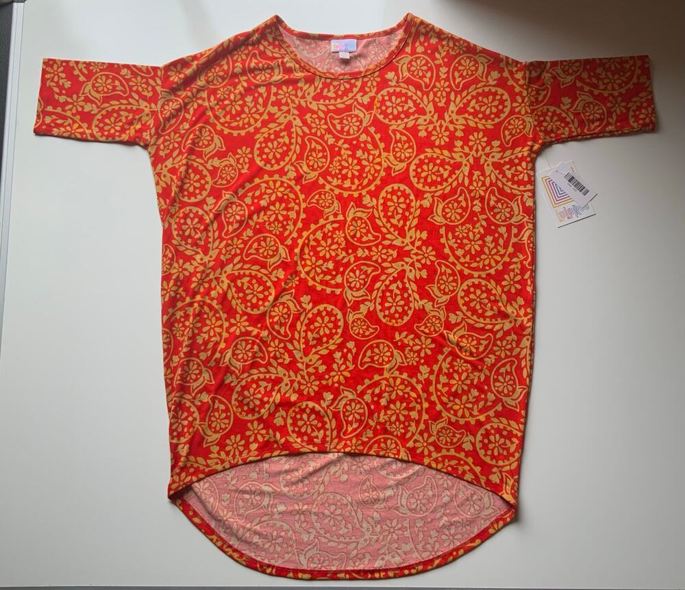 LuLaRoe Irma shirt NWT XXS